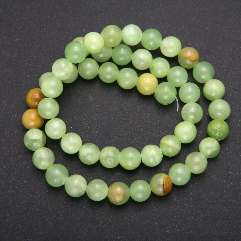 Onyx-Perlen, Durchmesser 8,5 mm, auf 38 cm Schnur