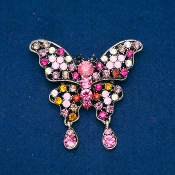 Brosche 'Schmetterling' aus goldfarbenem Metall, mehrfarbige Strasssteine, 48 × 60 mm +